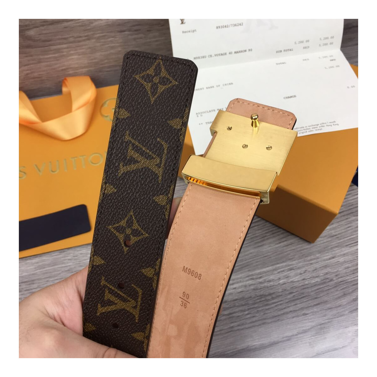 Louis Vuitton Initiales 40mm Belt M9608