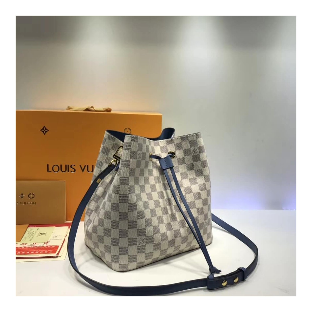 Louis Vuitton Damier Azur NeoNoe N40513