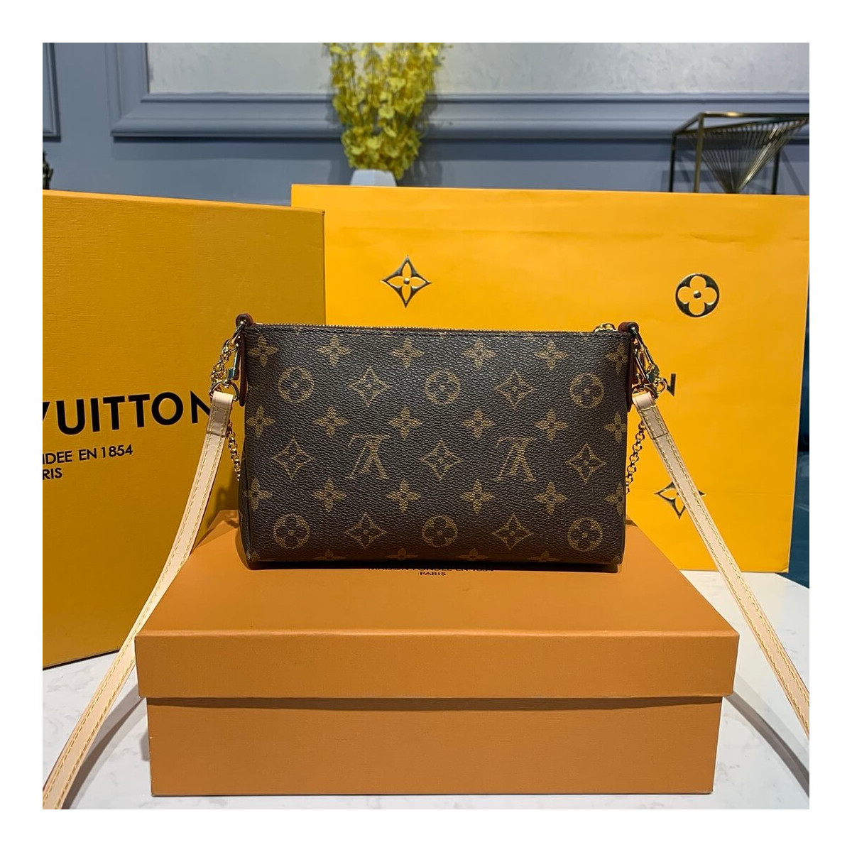 Louis Vuitton Pallas Clutch M41638 M41639 M44058 M44037