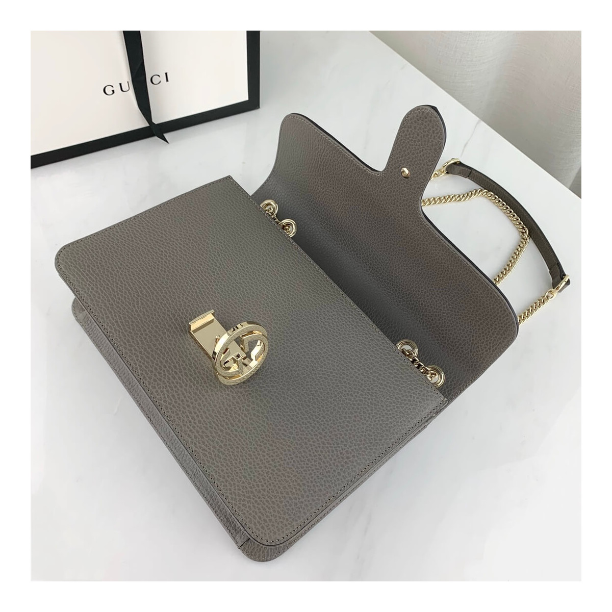 Gucci Interlocking GG Leather Crossbody Bag 28cm 510303