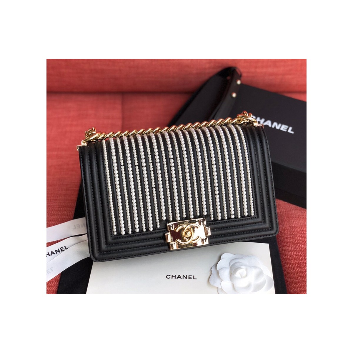 Chanel Imitation Pearls Boy Chanel Handbag A67086