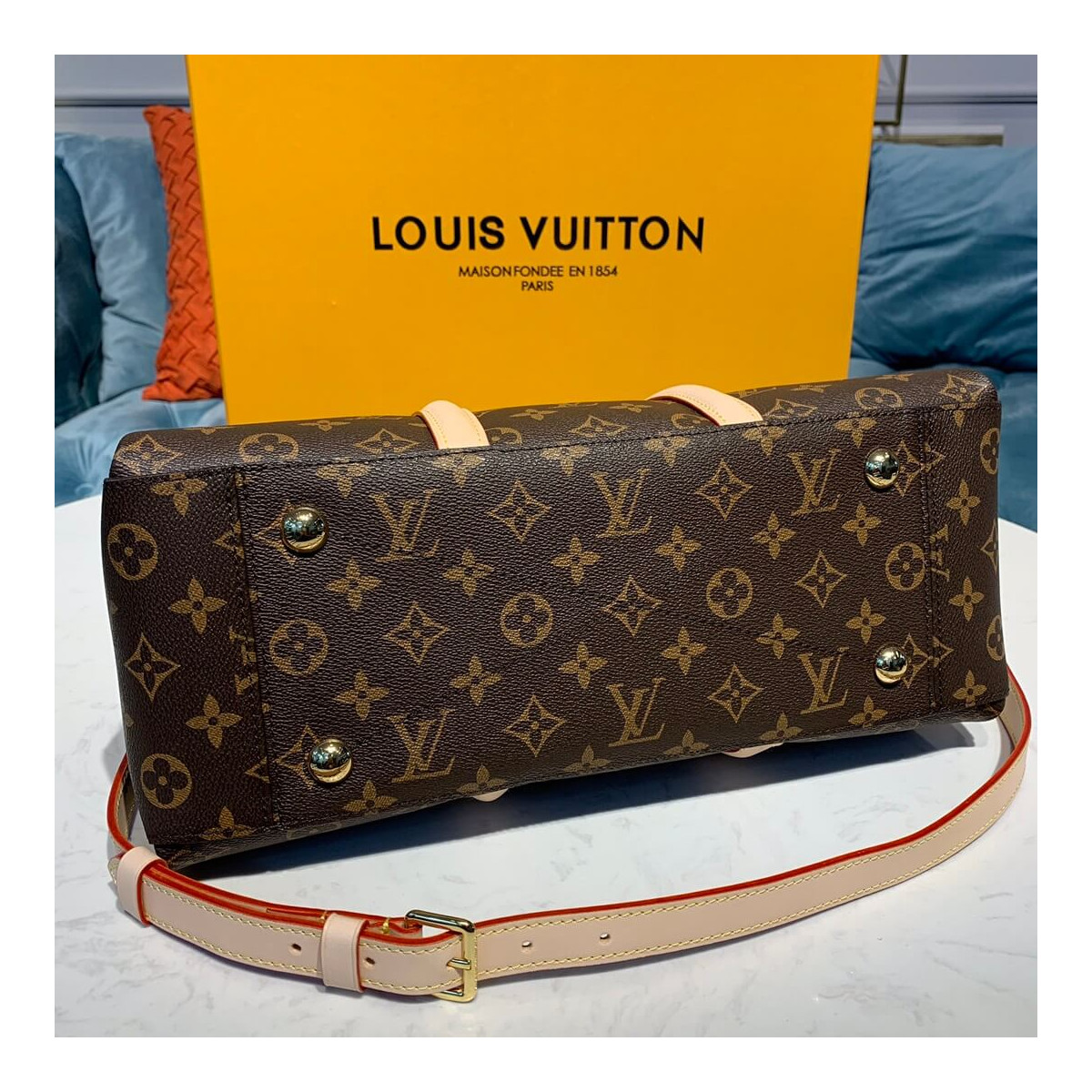 Louis Vuitton Monogram Canvas Soufflot MM M44816