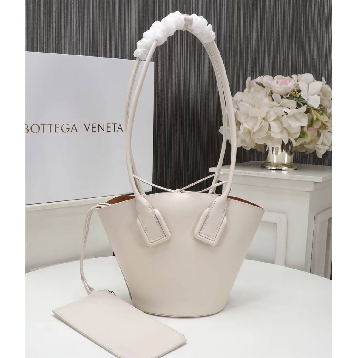 Bottega Veneta Mini Basket Tote 423168