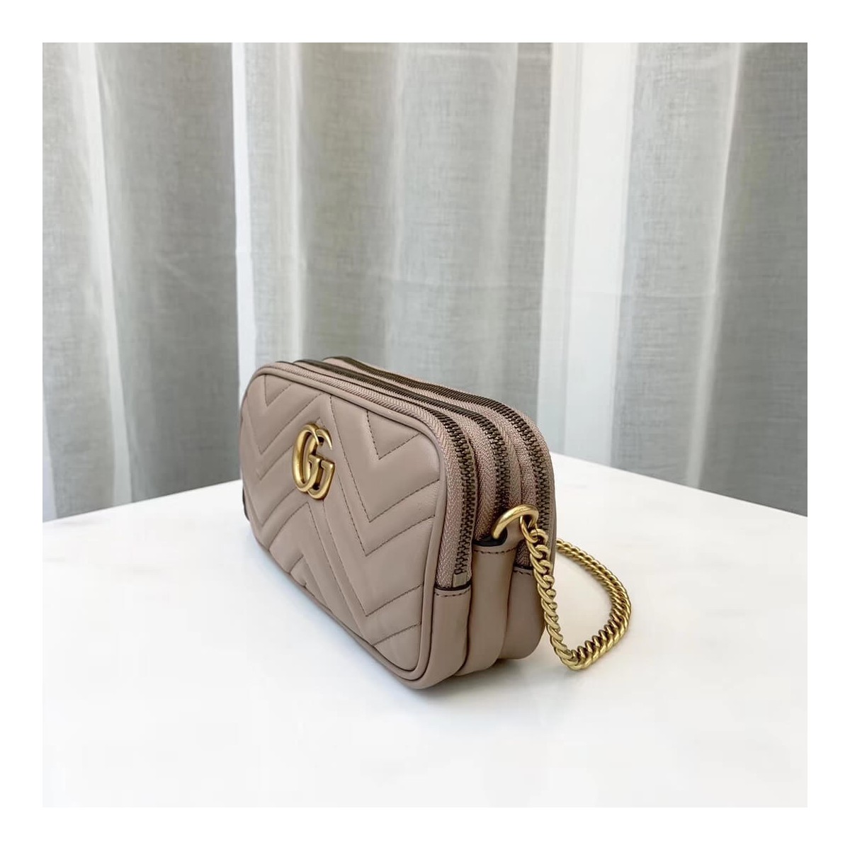 Gucci GG Marmont Mini Chain Bag 546581