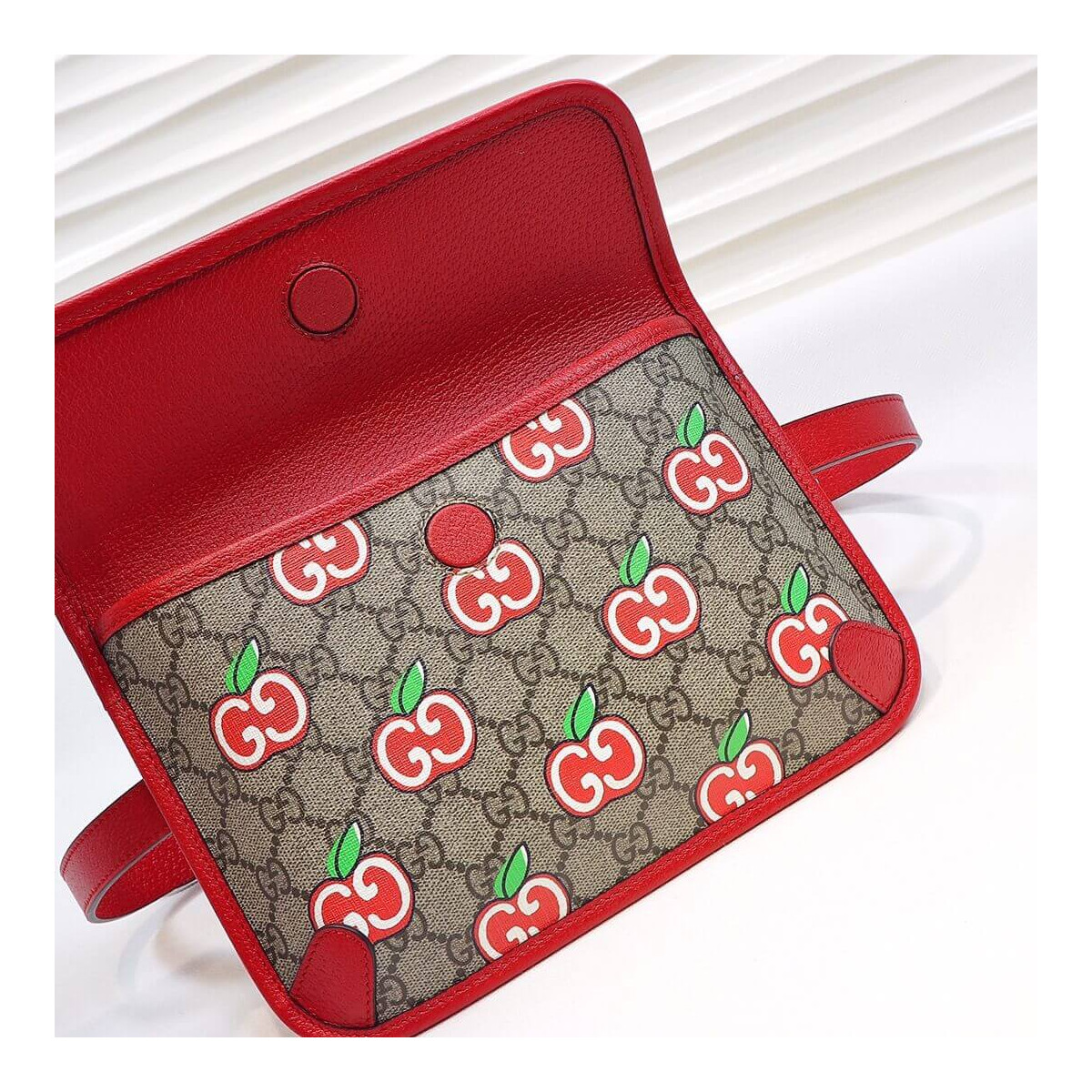 Gucci GG Apple Print Belt Bag 625233