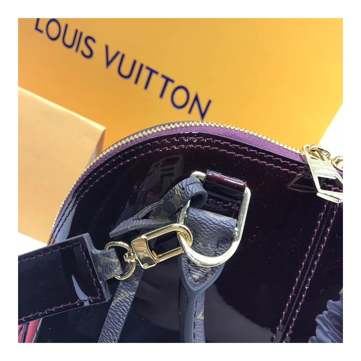 Louis Vuitton Patent Leather Alma BB M54785