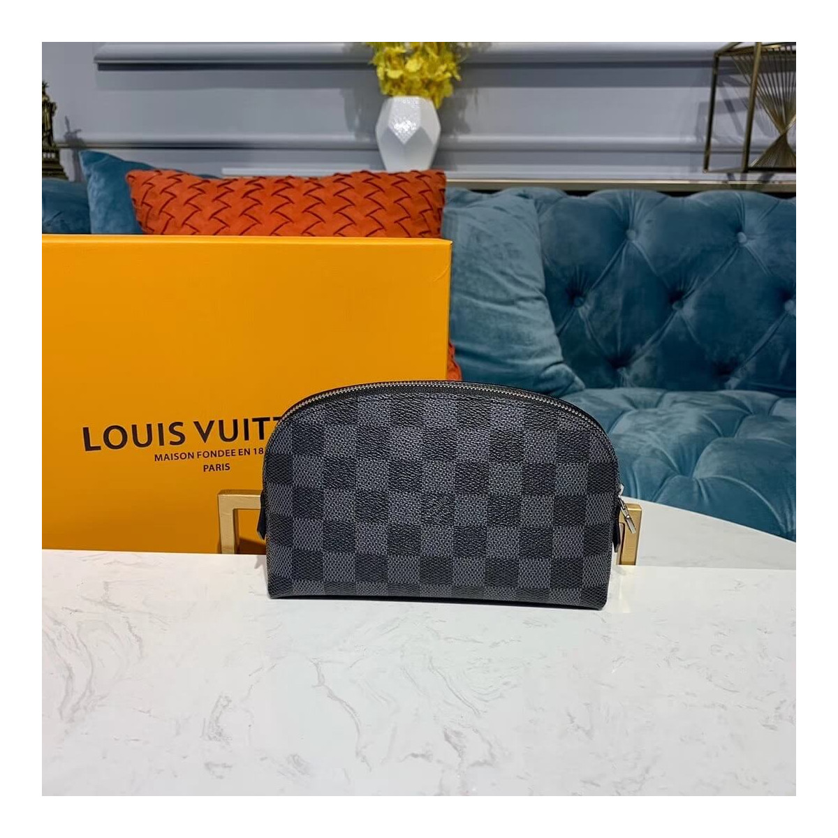 Louis Vuitton Damier Graphite Cosmetic Pouch M60024