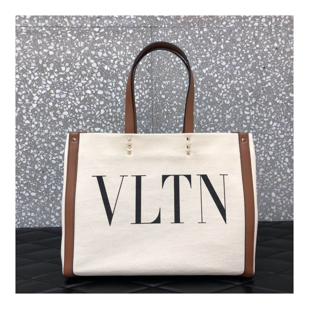 Valentino Garavani VLTN Grande Plage Small Tote Bag 90033