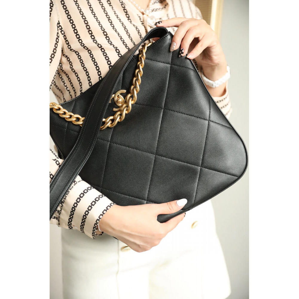 Chanel Hobo Handbag Calfskin Black AS2844