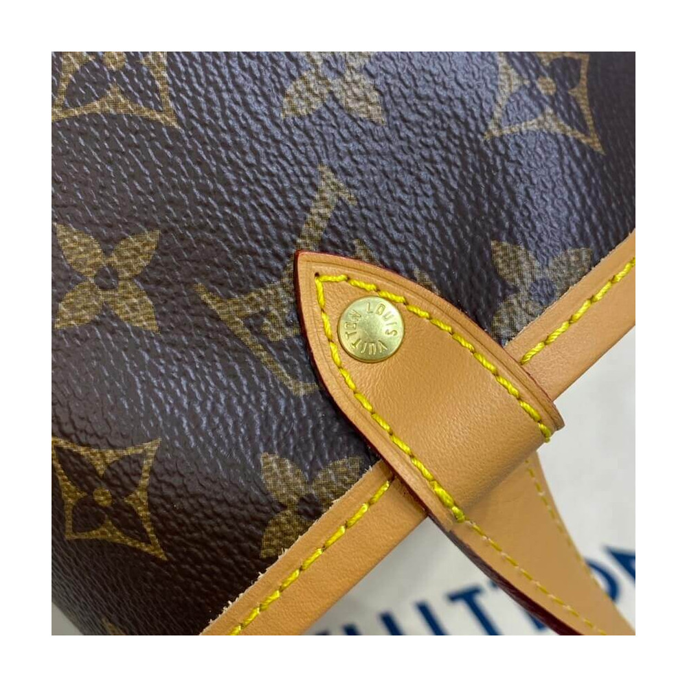 Louis Vuitton Monogram Canvas Saumur MM M42256