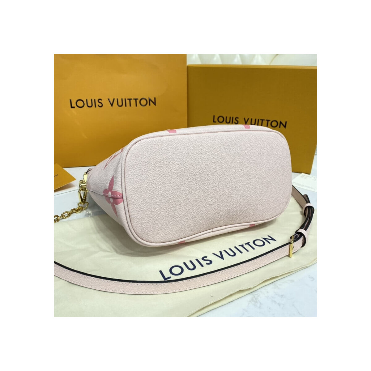 Louis Vuitton Marshmallow Hobo Bag M45697 M45698