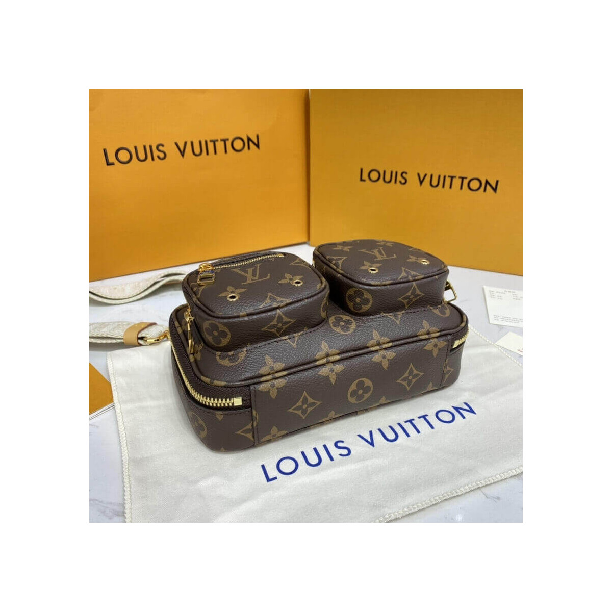 Louis Vuitton Utility Crossbody M80446