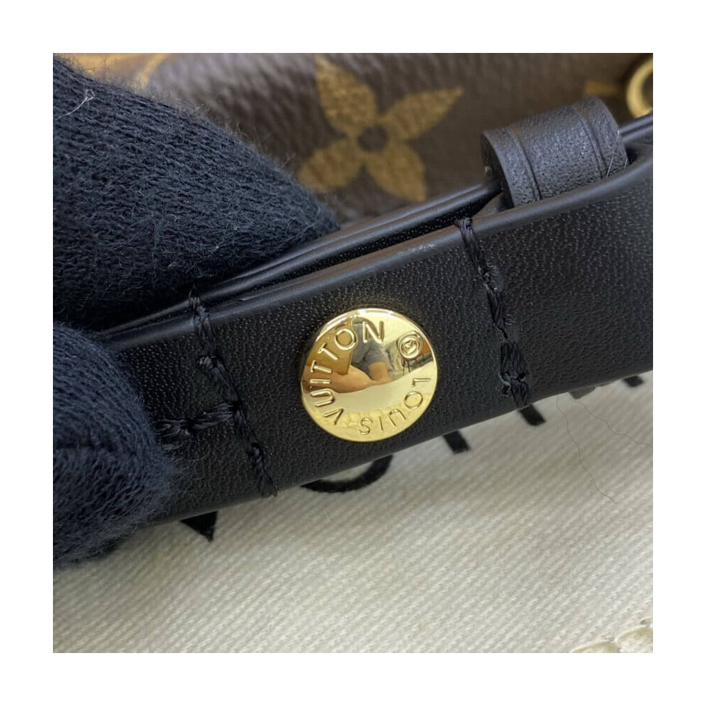 Louis Vuitton Padlock On Strap M80559 M80763