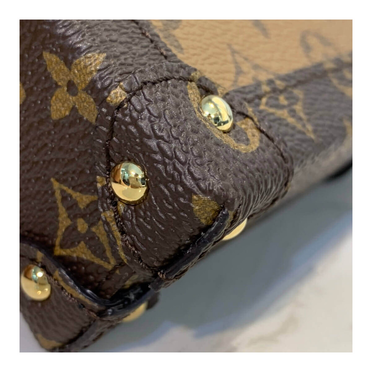 Louis Vuitton Vertical Trunk Pochette M67873