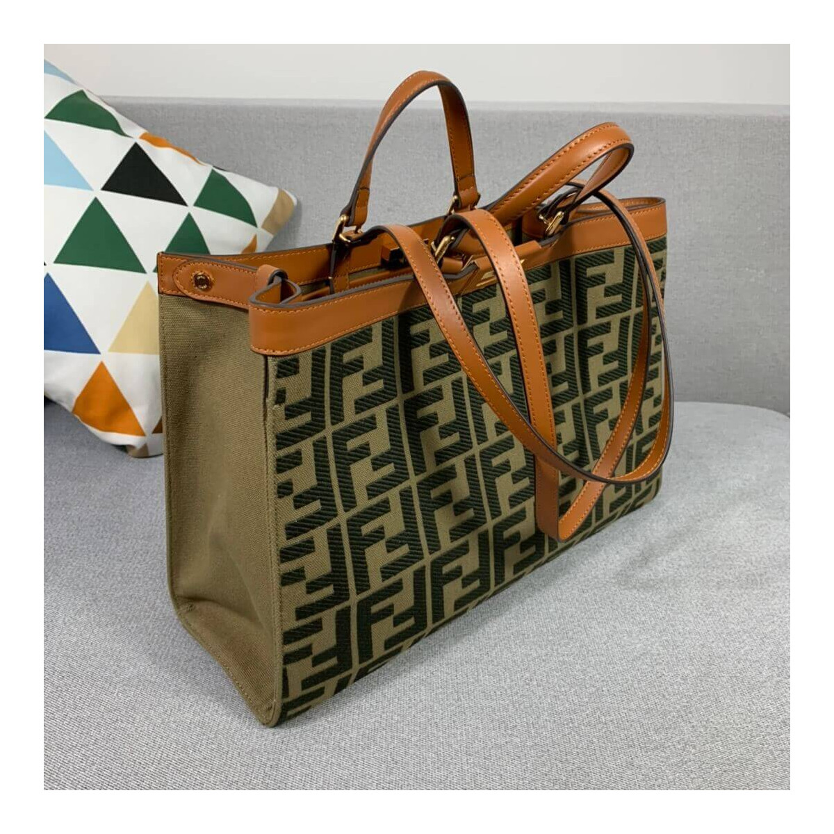 Fendi Peekaboo X Tote 8BH374