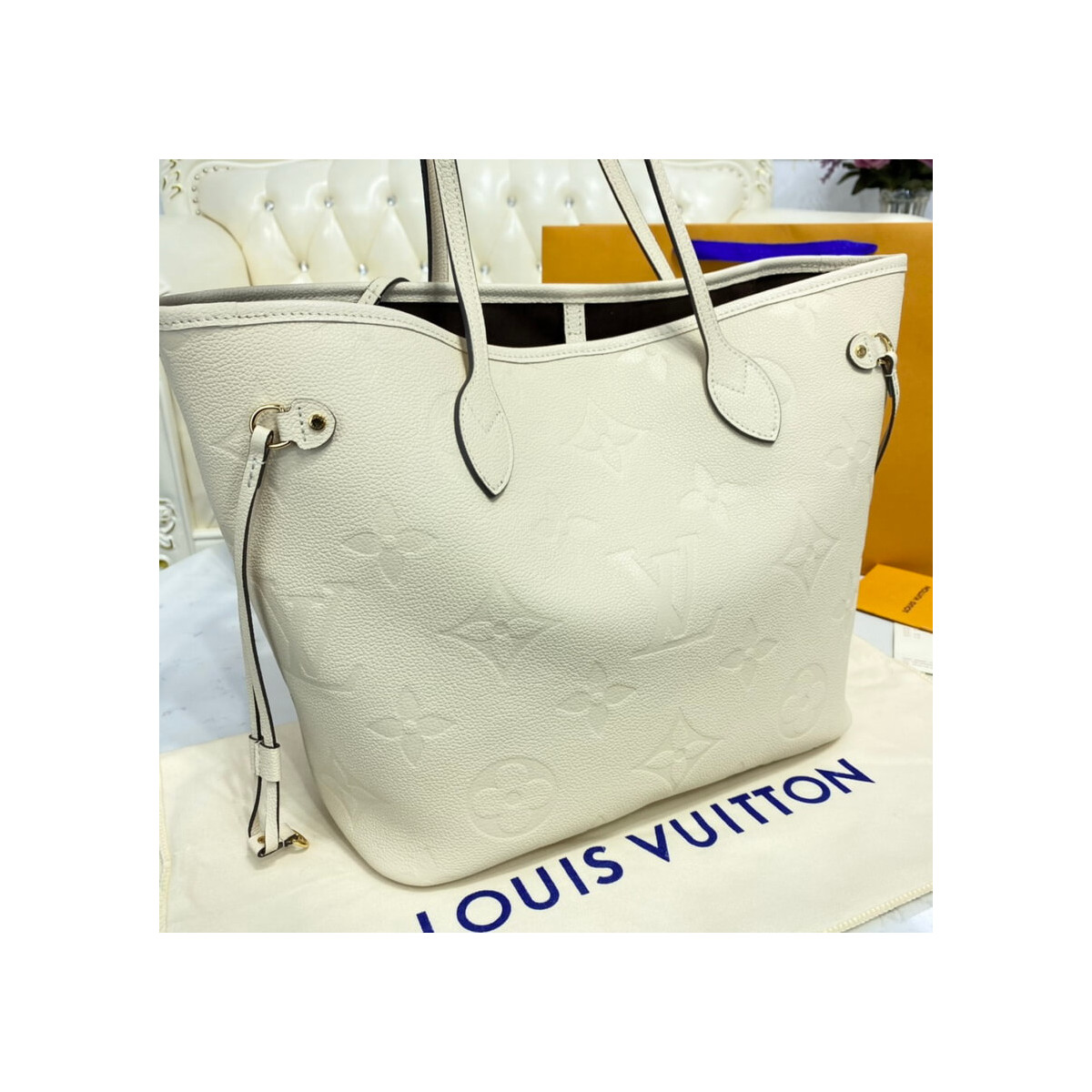 Louis Vuitton Neverfull MM M45684 M45685 M45686