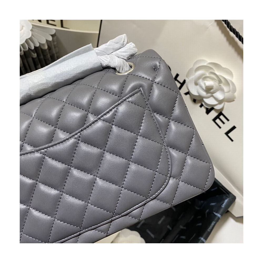 Chanel Small Classic Double Flap Bag A01113 in Lambskin