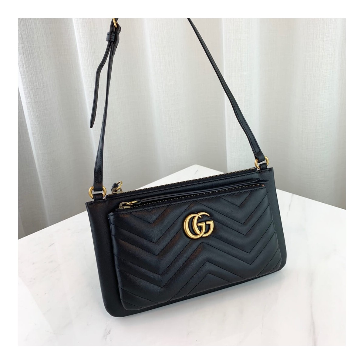 Gucci Marmont Matelasse Shoulder Bag 453878