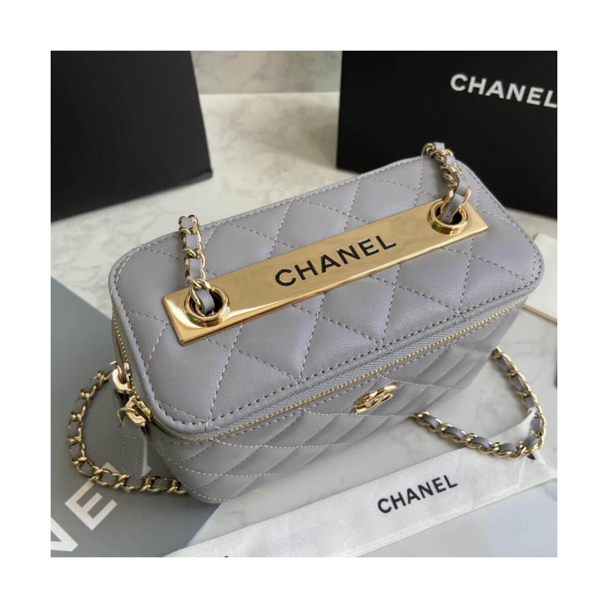 Chanel Mini Vanity Case With Chain AP1472