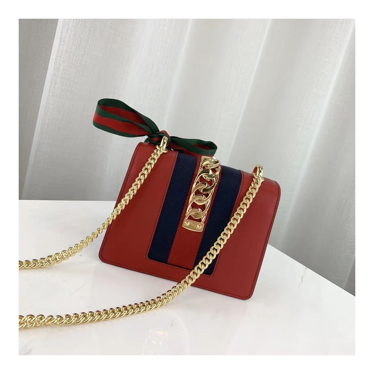 Gucci Sylvie Leather Mini Chain Bag 431666