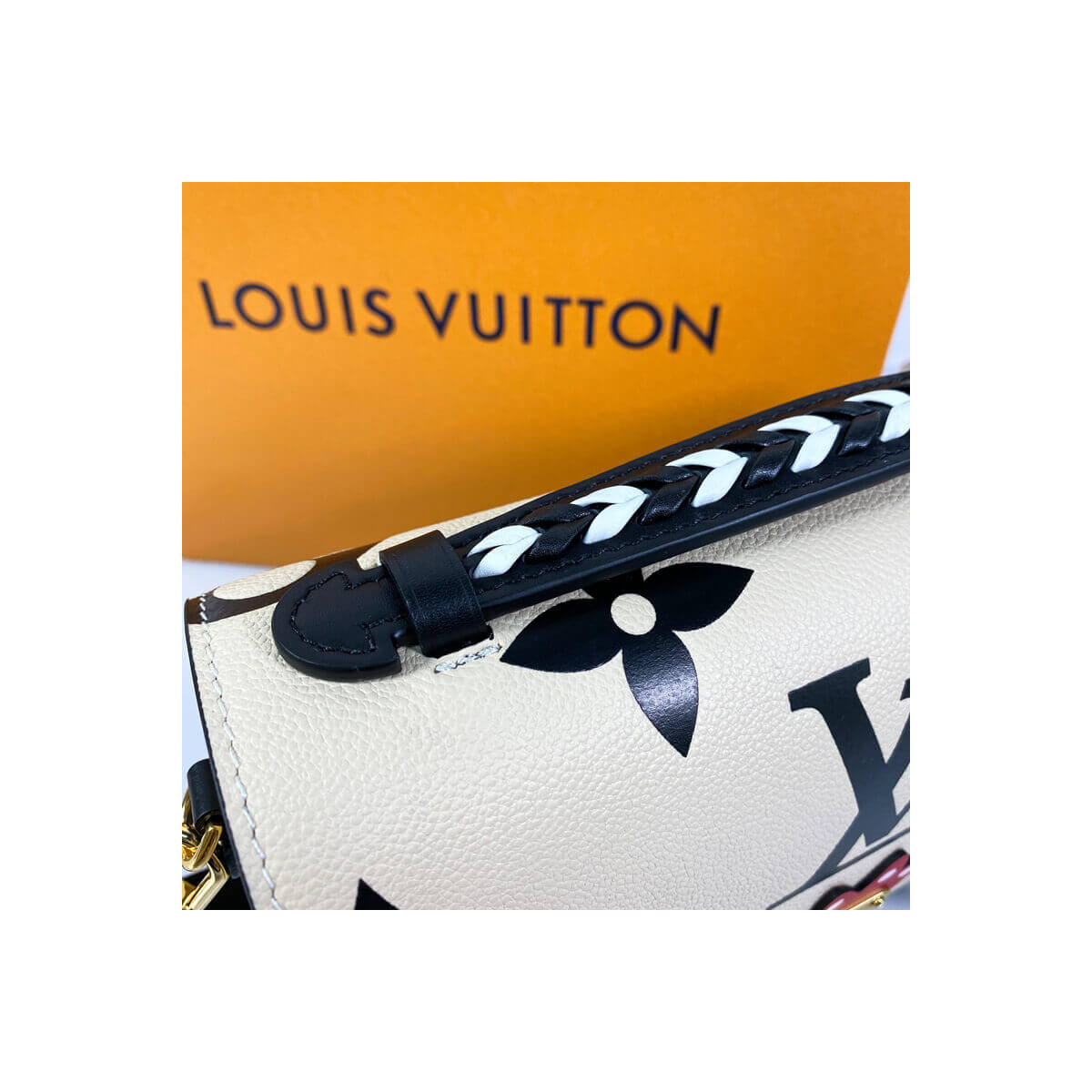 Louis Vuitton LV Crafty Pochette Metis M45384 M45385