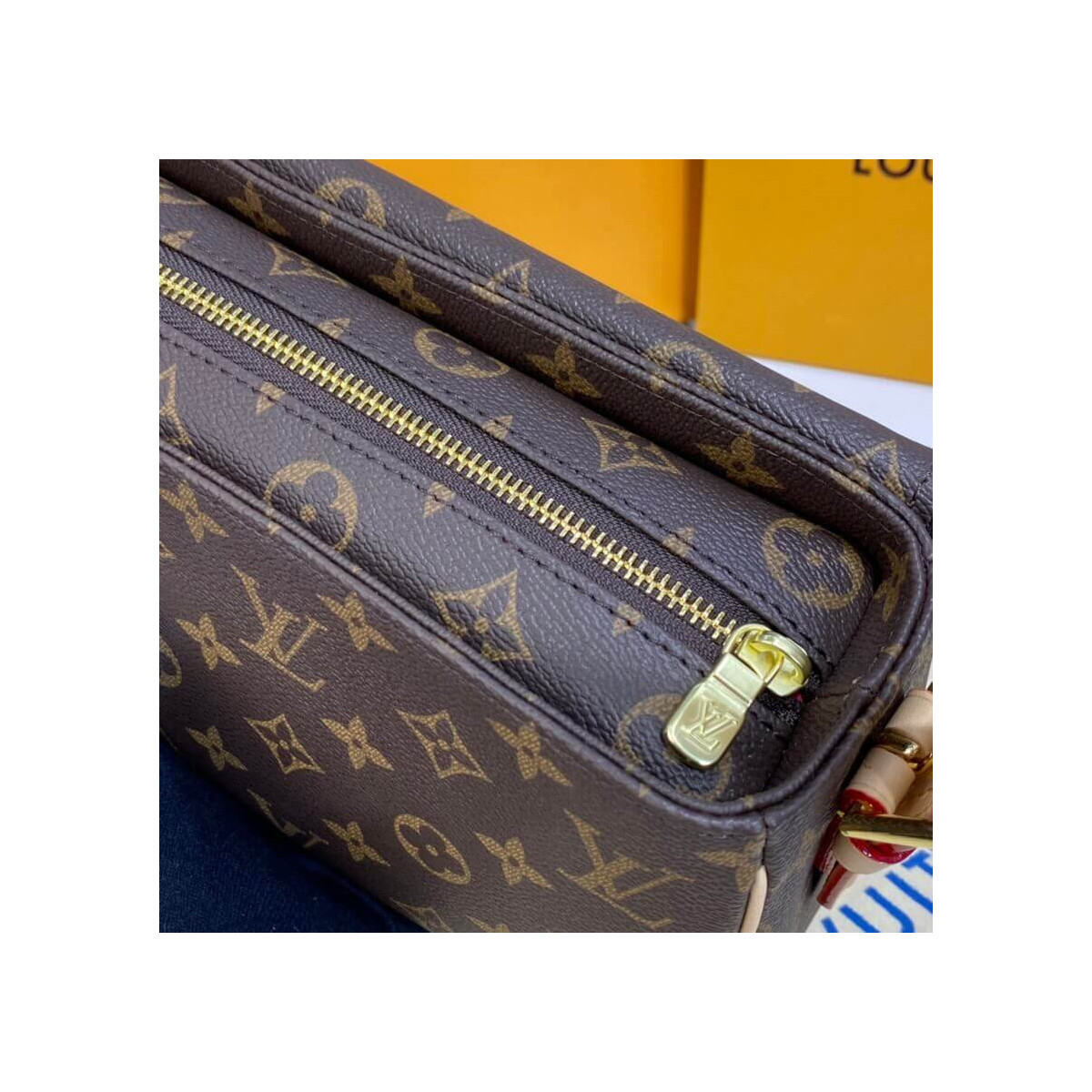 Louis Vuitton Monogram Viva Cite MM M51164