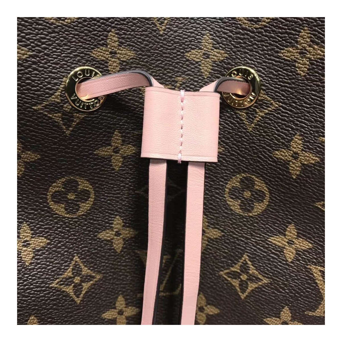 Louis Vuitton Monogram Canvas NeoNoe M44021