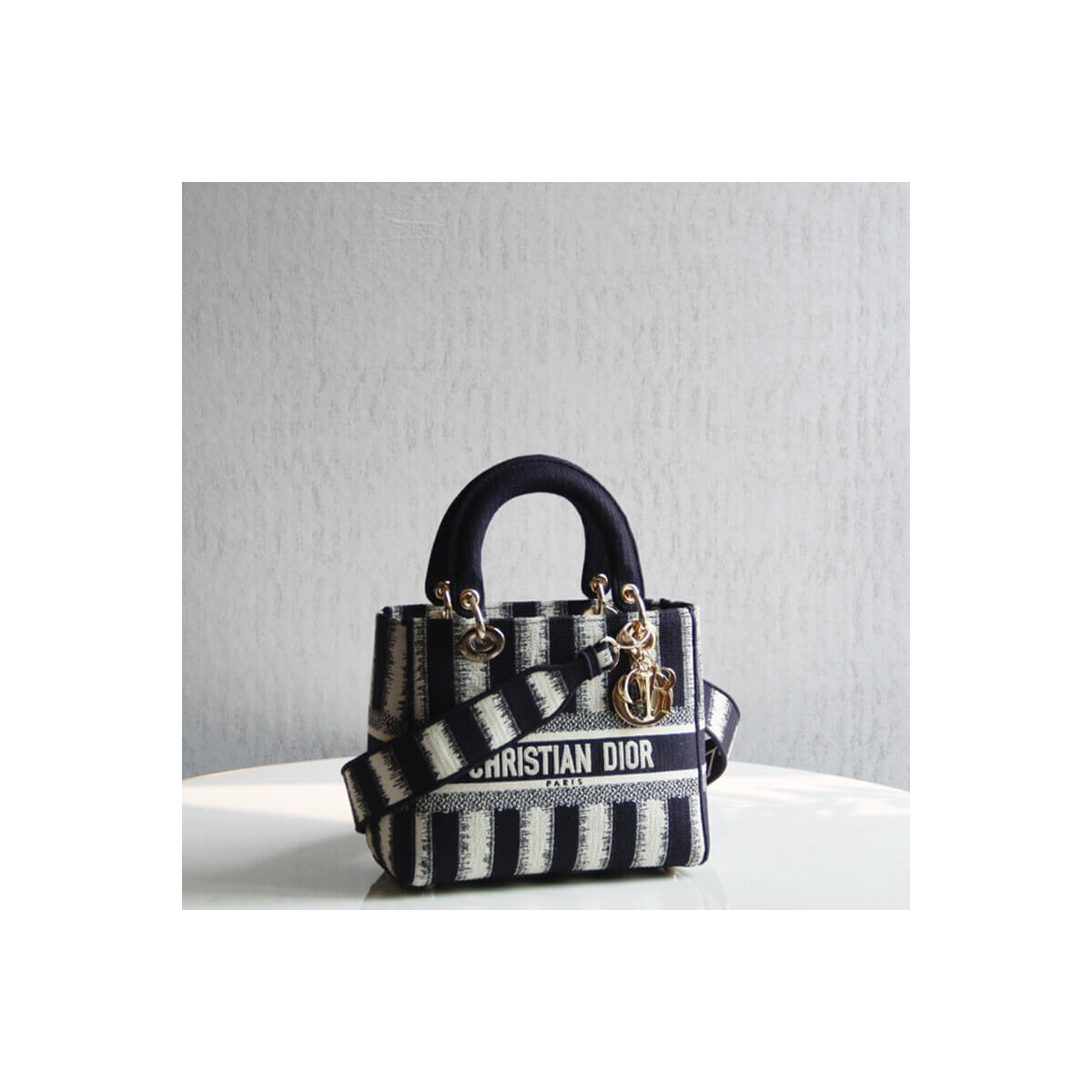 Dior Medium Blue D-Stripes Embroidery Lady D-Lite Bag M0565