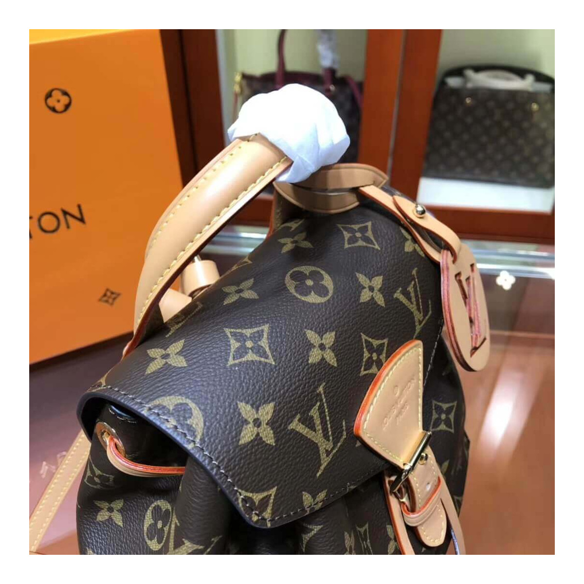 Louis Vuitton Monogram Canvas Sperone BB M45638