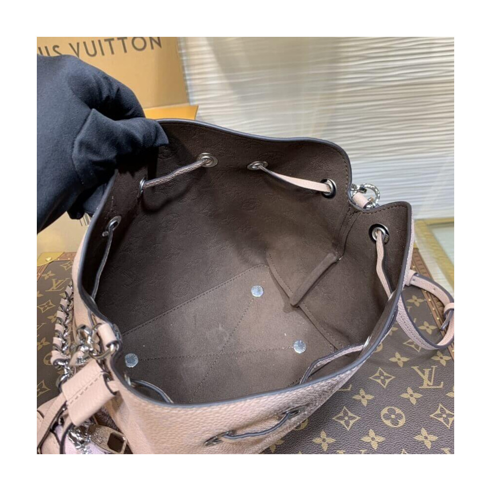 Louis Vuitton Mahina Leather Bella M57068