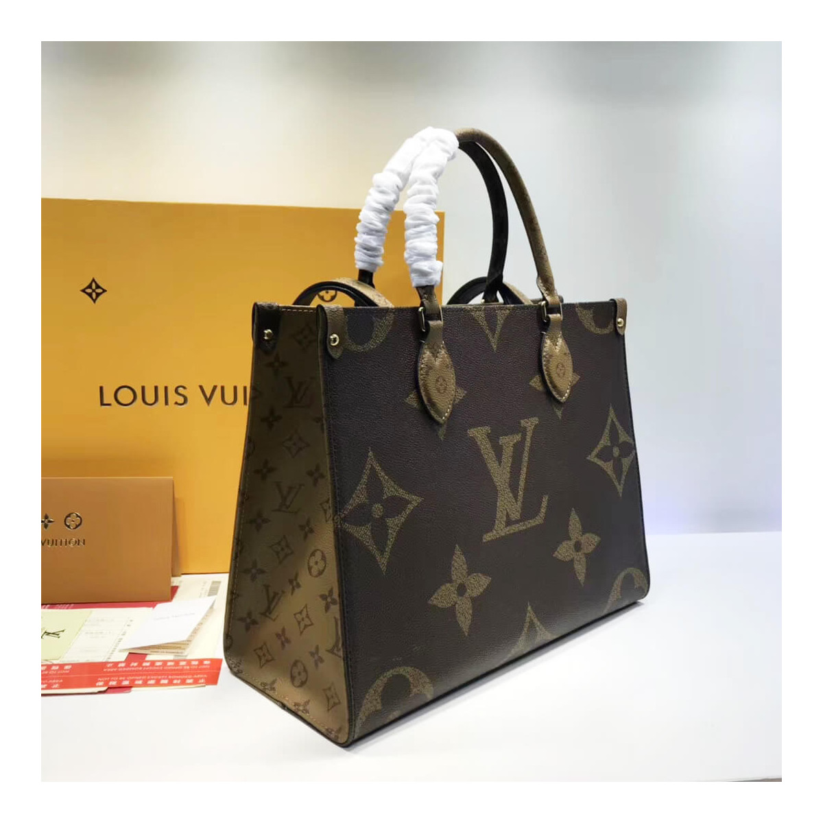 Louis Vuitton Onthego MM M45039