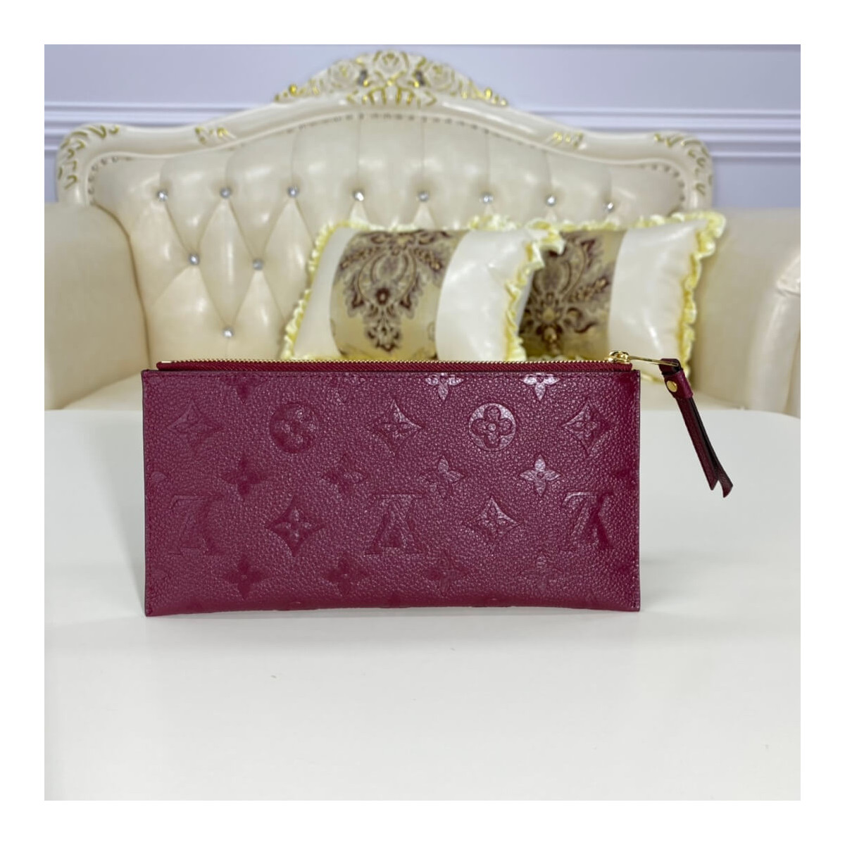 Louis Vuitton Pochette Melanie BB M68712