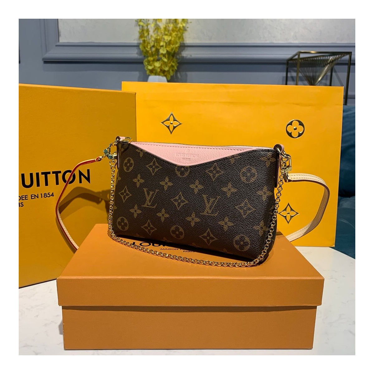 Louis Vuitton Pallas Clutch M41638 M41639 M44058 M44037