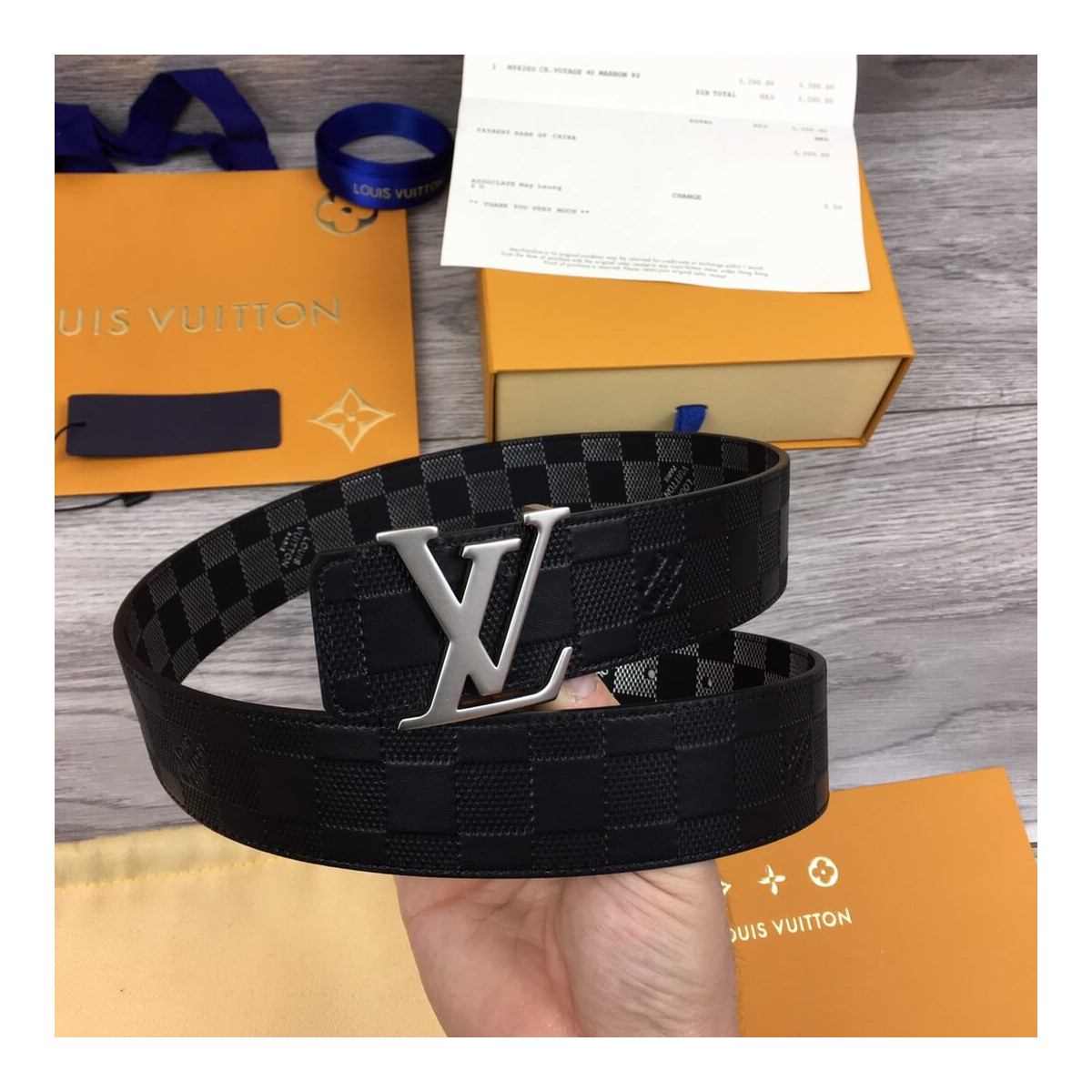 Louis Vuitton Initiales 40mm Belt M1017