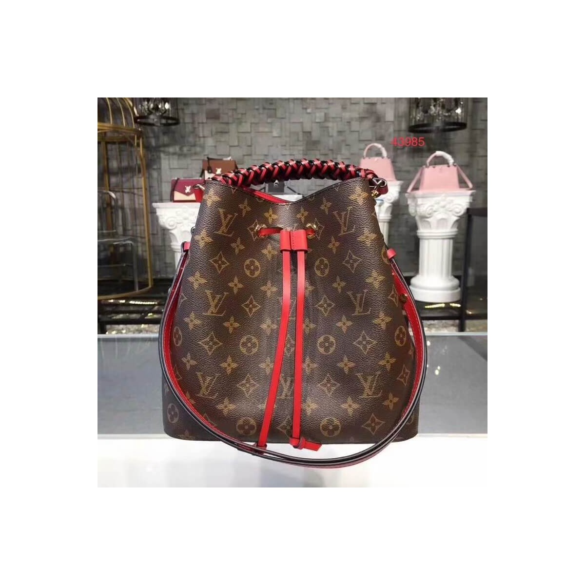 Louis Vuitton Monogram Canvas NeoNoe M43985