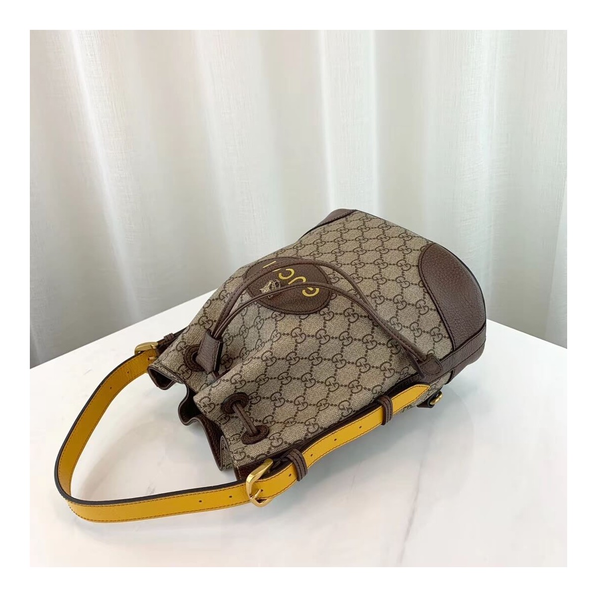 Gucci GG Supreme Backpack 473875