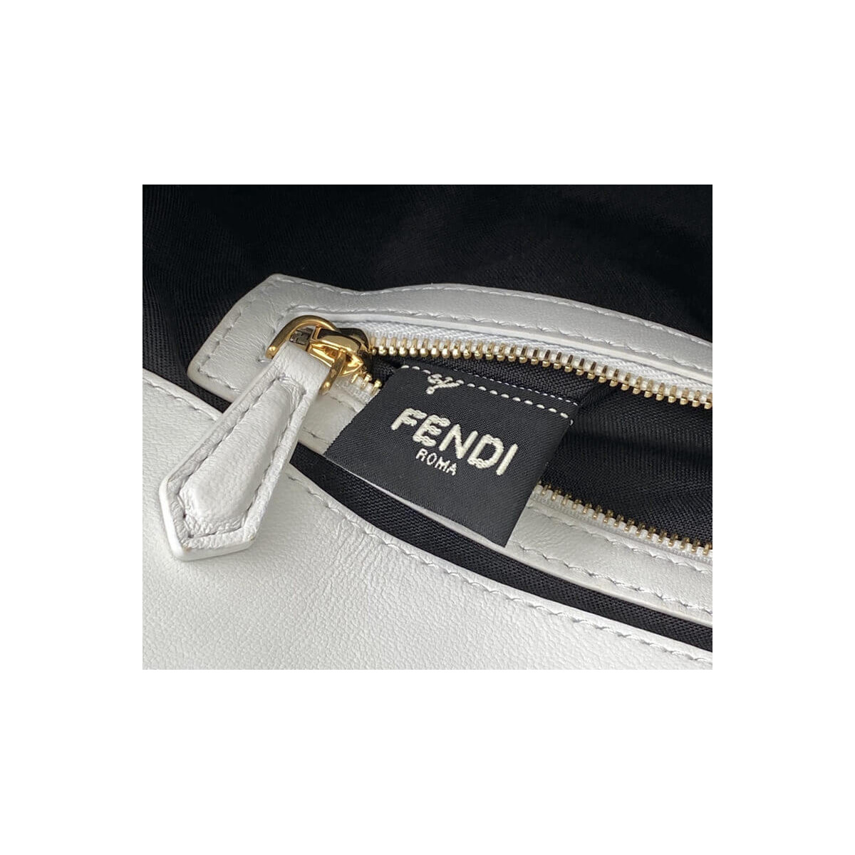 Fendi California Sky Baguette 8289