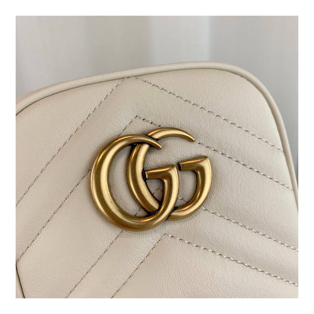 Gucci GG Marmont Mini Bag 598597