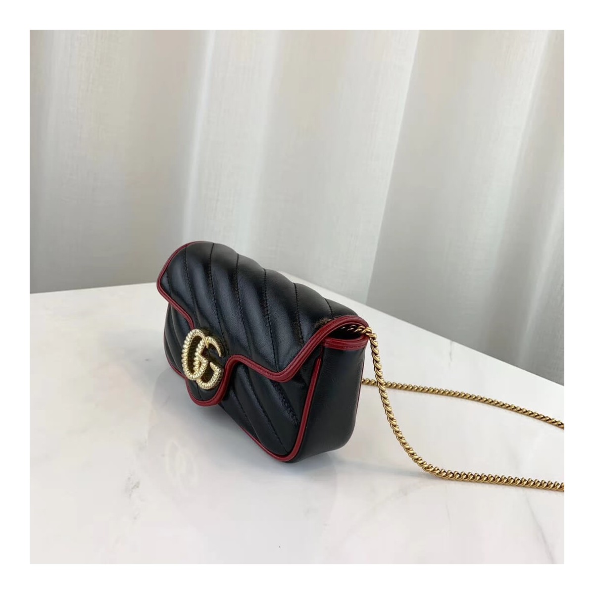 Gucci GG Marmont Super Mini Bag 574969