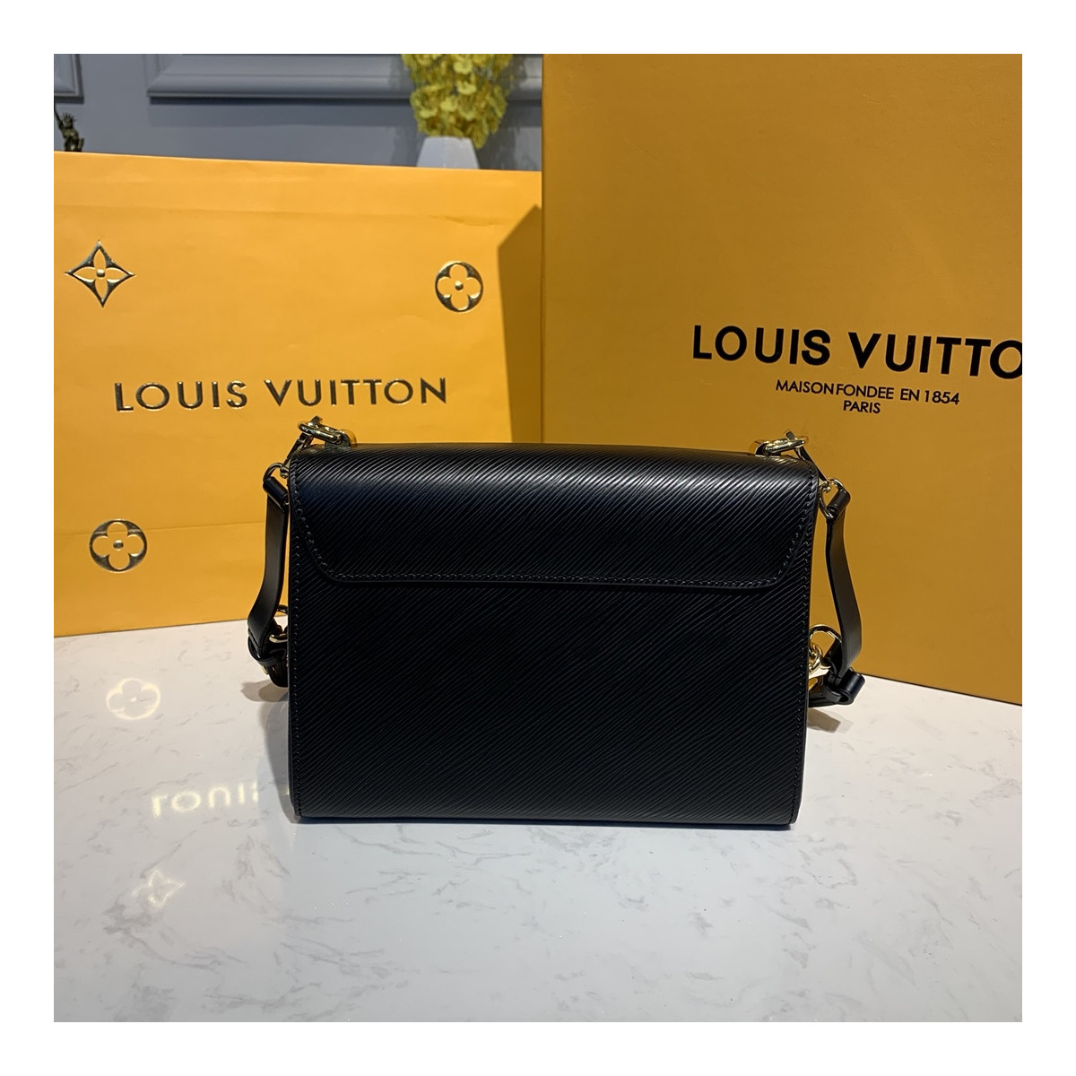 Louis Vuitton Twist MM And Twisty M55683 Black/White