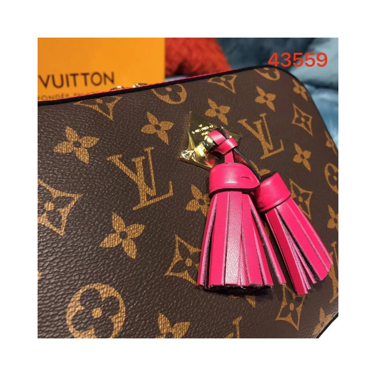 Louis Vuitton Monogram Canvas Saintonge M43559