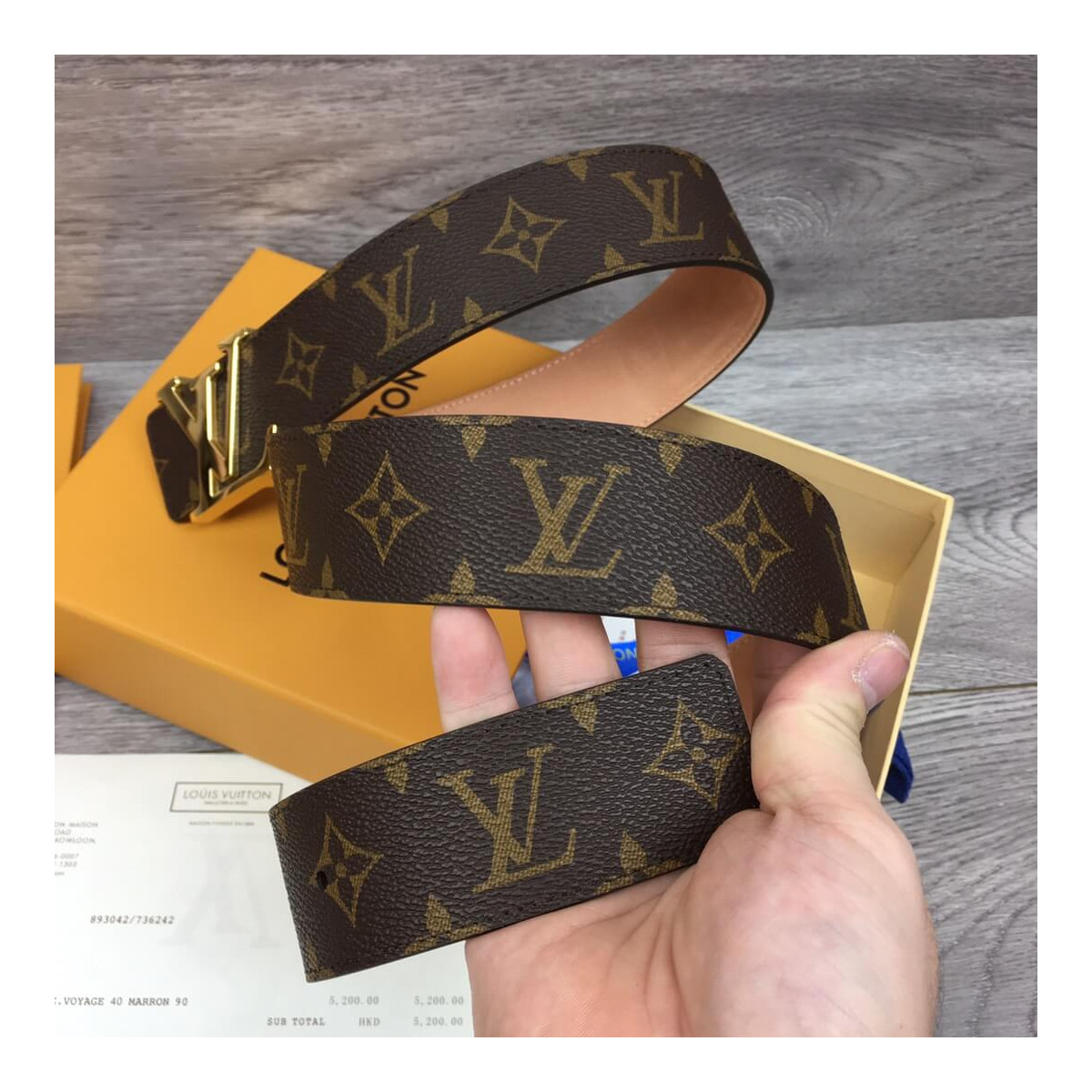 Louis Vuitton Initiales 40mm Belt M9608