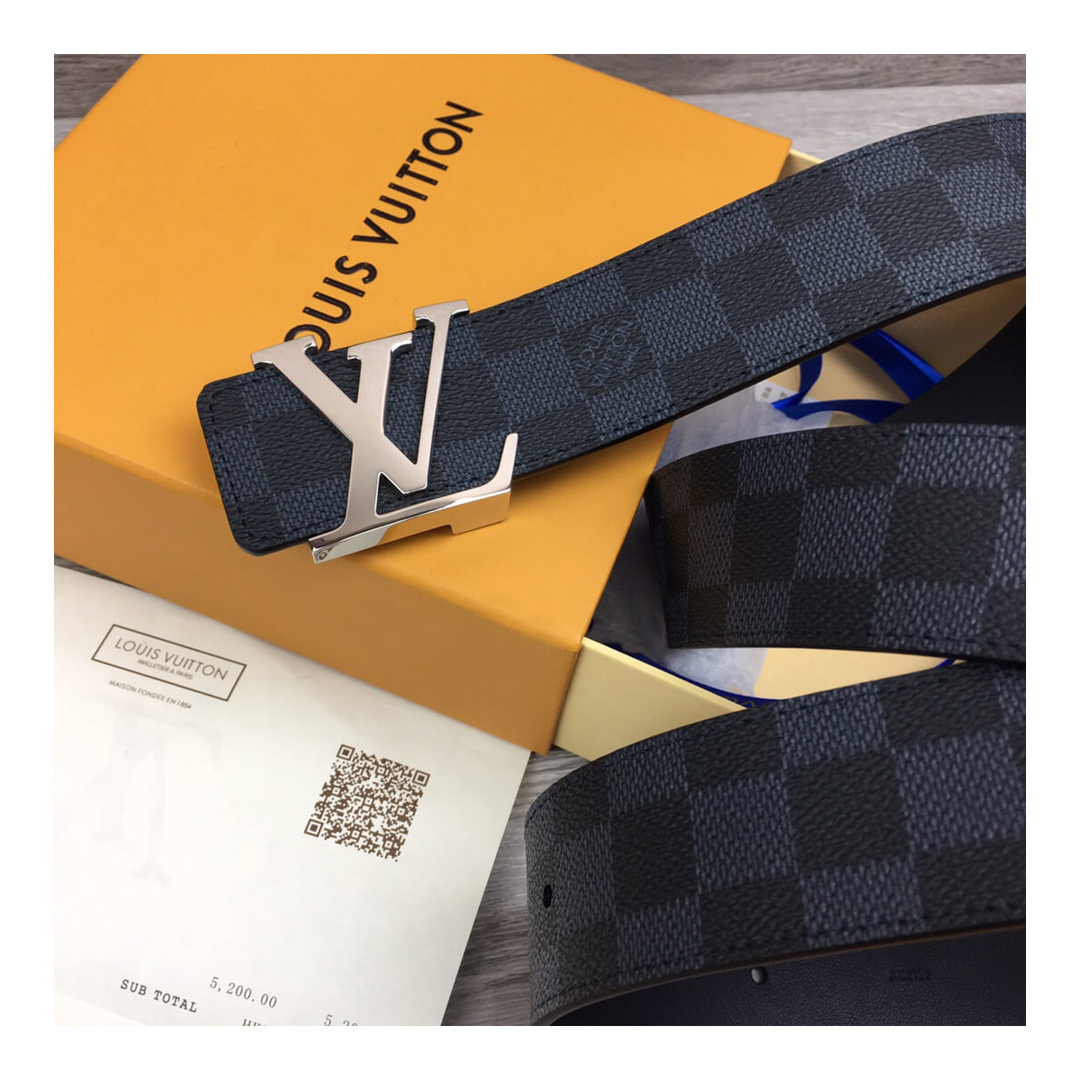 Louis Vuitton Initiales 40mm Belt M9210