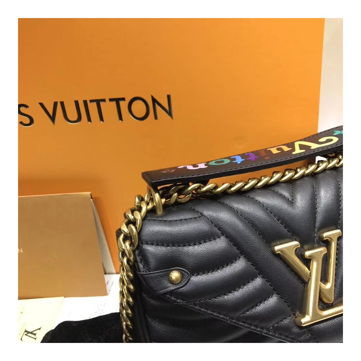 Louis Vuitton New Wave Chain Bag PM M51683