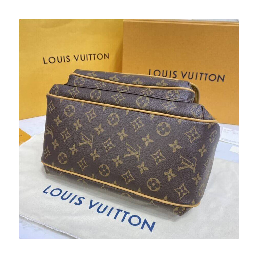 Louis Vuitton Tikal GM Shoulder Bag M40077