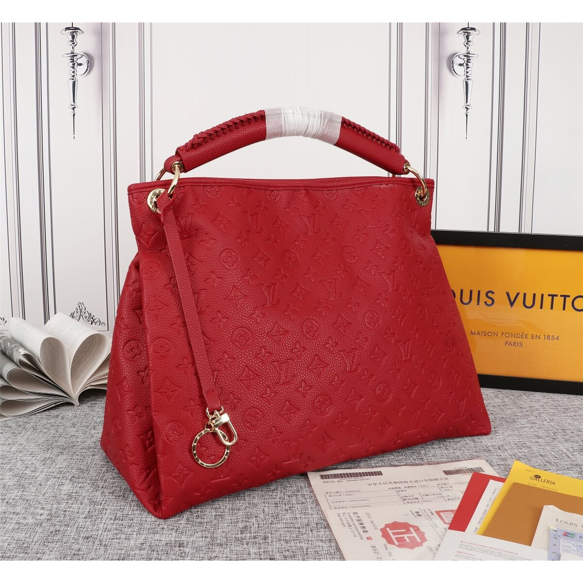 Louis Vuitton Artsy MM M41066 M43237 M43876 M44456