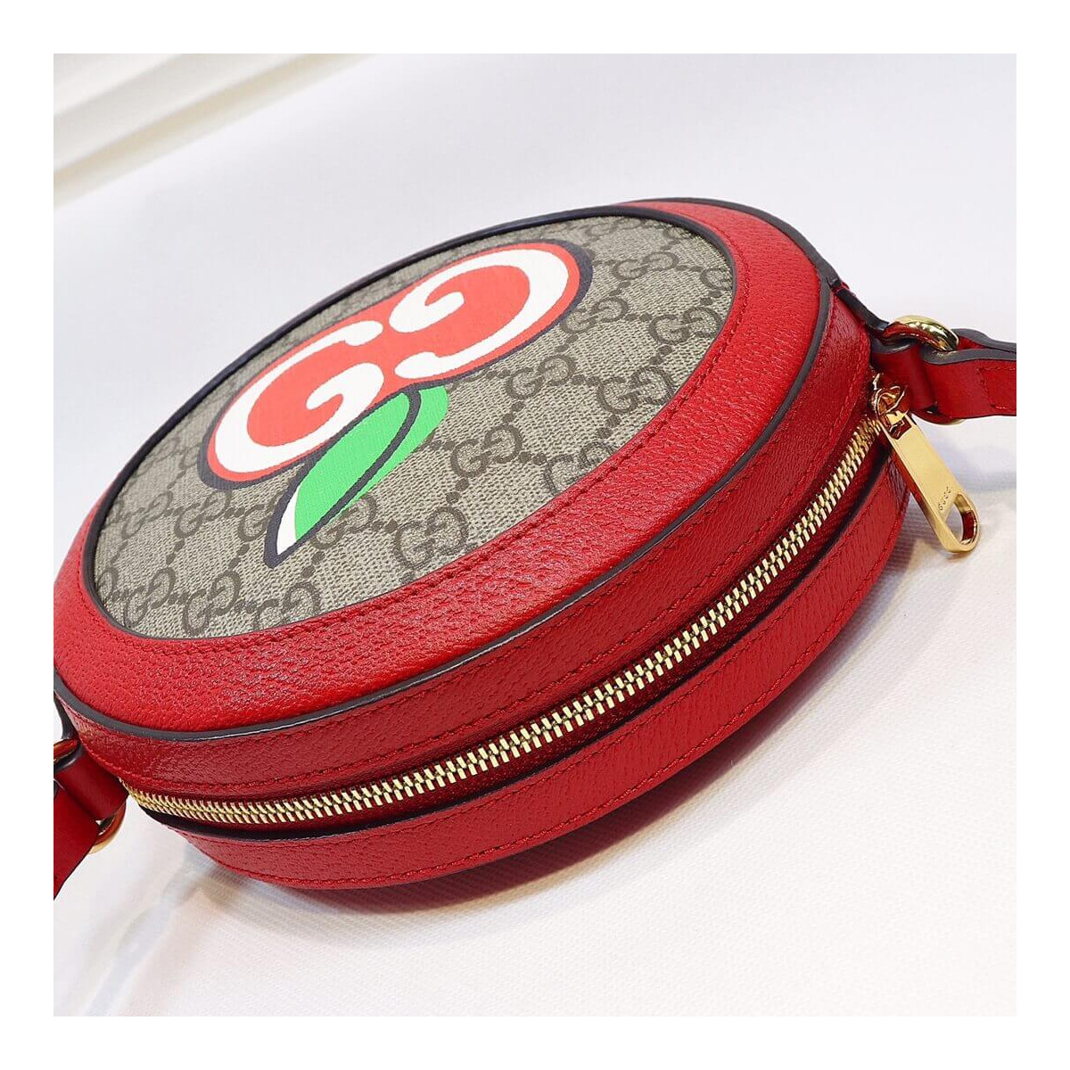 Gucci GG Apple Print Round Shoulder Bag 625216