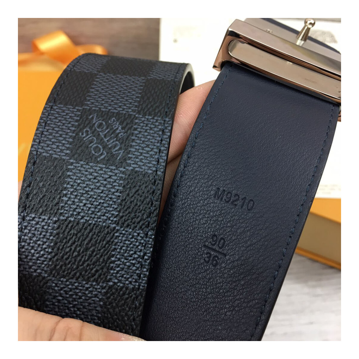 Louis Vuitton Initiales 40mm Belt M9210