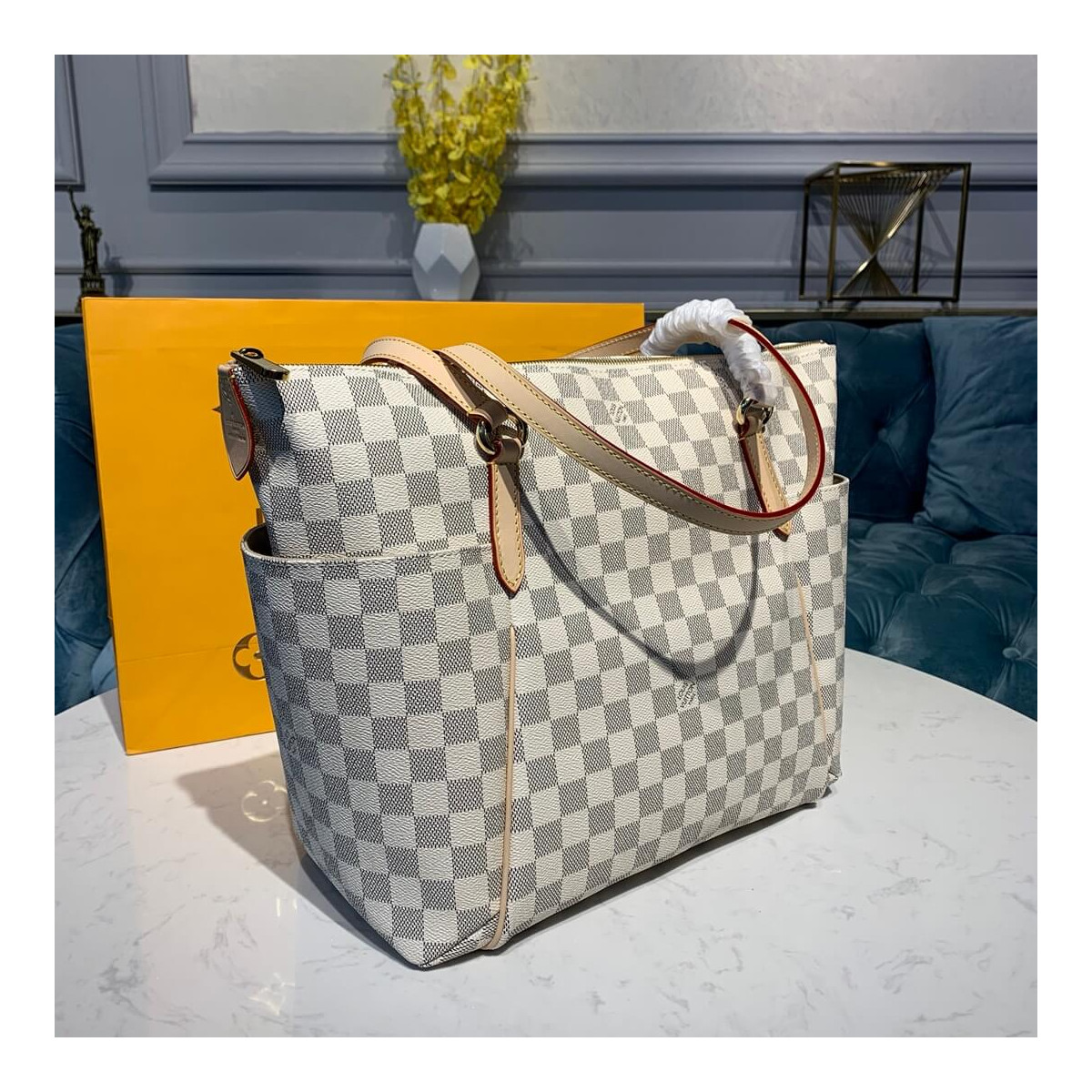 Louis Vuitton Damier Azur Canvas Totally MM N51262