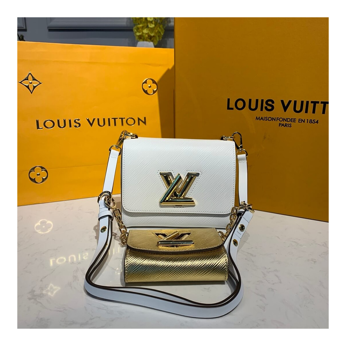 Louis Vuitton Twist PM And Twisty M55685 White/Gold